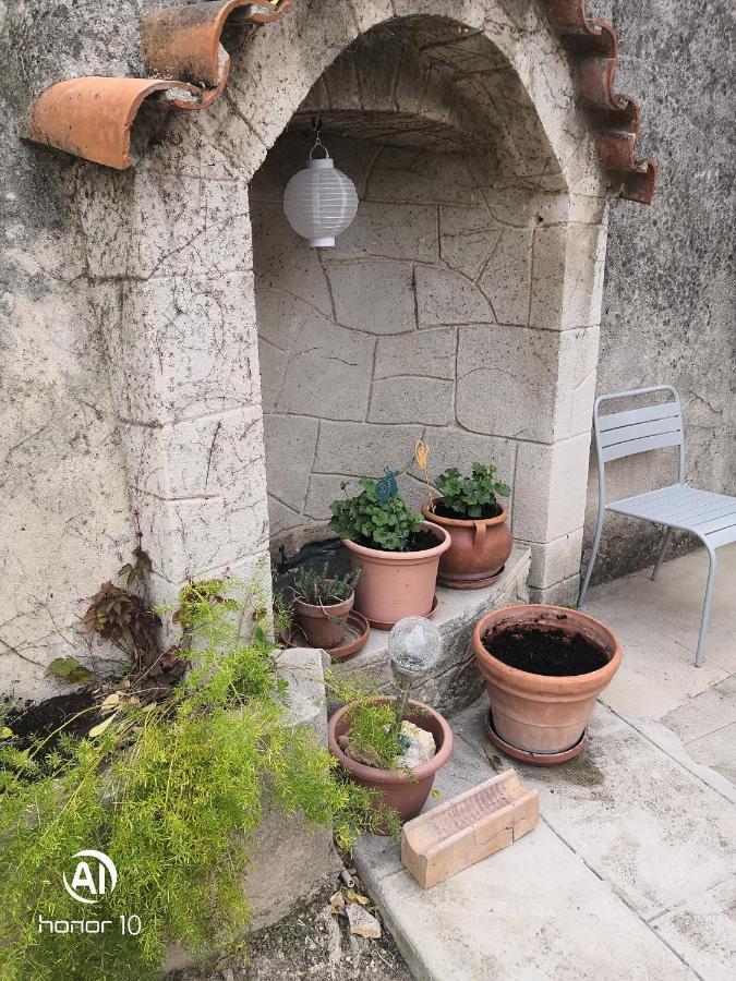 Appartement Au Coeur De Cassis Avec Jardin Buitenkant foto