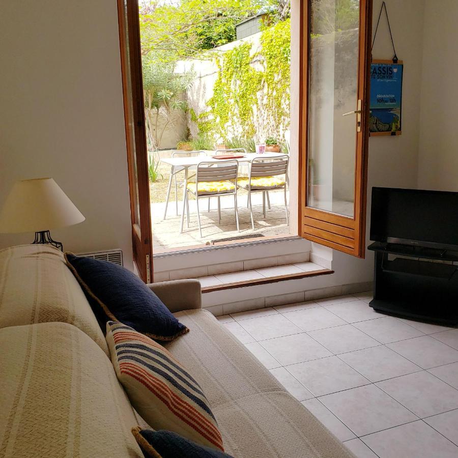 Appartement Au Coeur De Cassis Avec Jardin Buitenkant foto