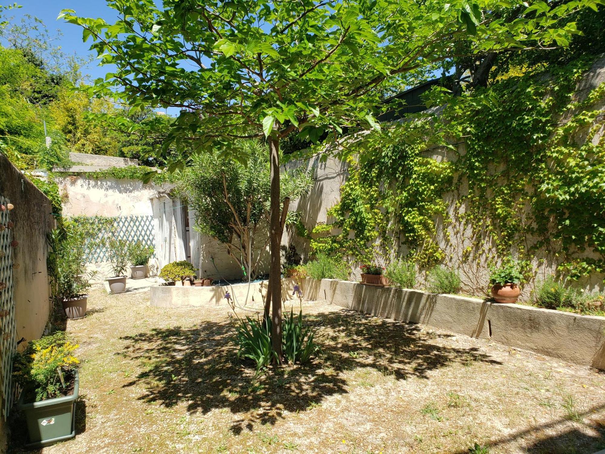 Appartement Au Coeur De Cassis Avec Jardin Buitenkant foto